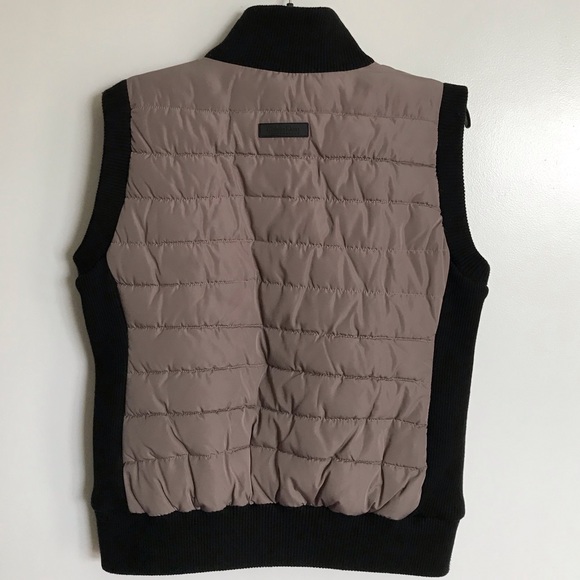 Calvin Klein Puffy Vest - Picture 2 of 7